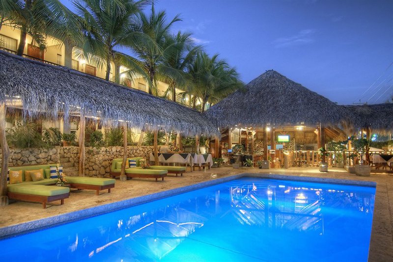 Coco Beach Hotel in Playas del Coco, San Jose (Costa Rica) Pool