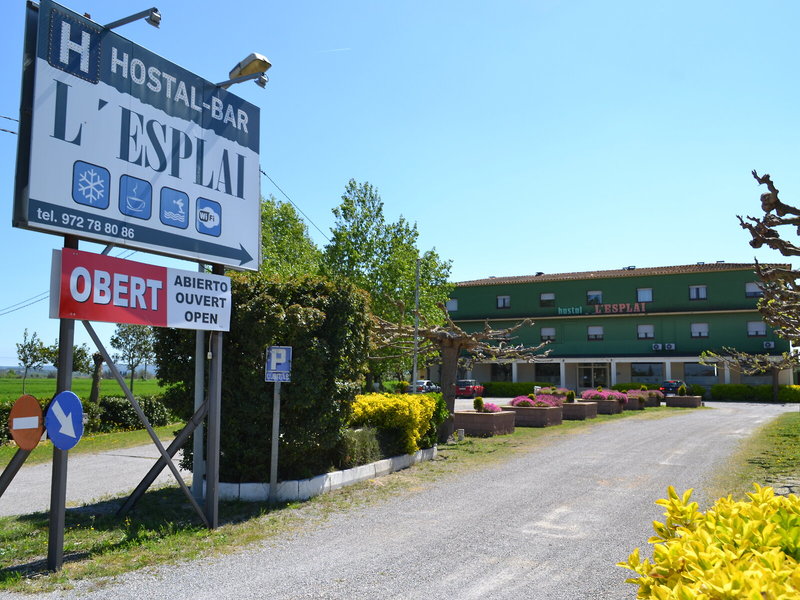 Hostal LEsplai in Viladamat, Barcelona Außenaufnahme