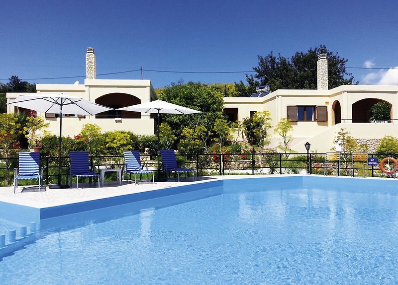 Marialena Villas in Aptera, Chania (Kreta) Pool
