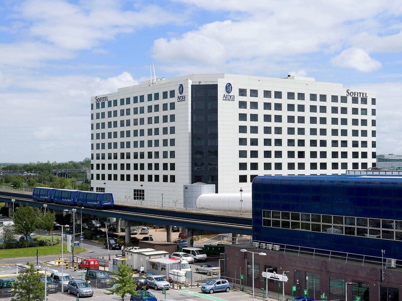 Sofitel London Gatwick in Crawley, London-Stansted Außenaufnahme