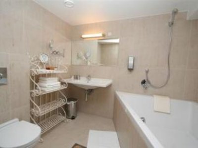 Hotel Cru in Tallinn, Tallinn (Estland) Badezimmer