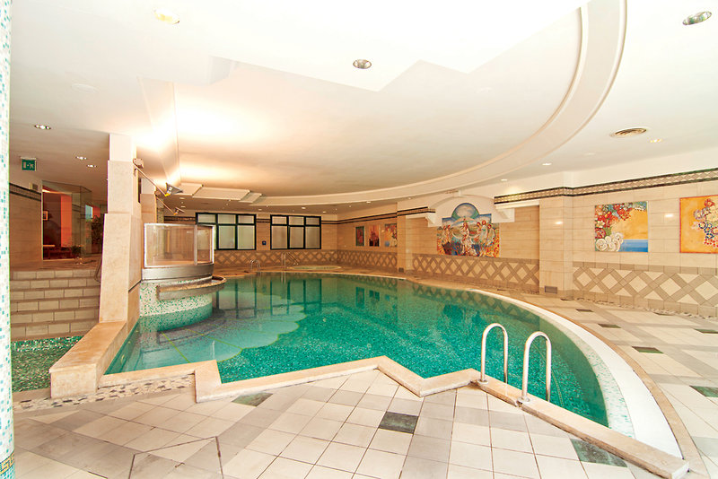 Hallenbad