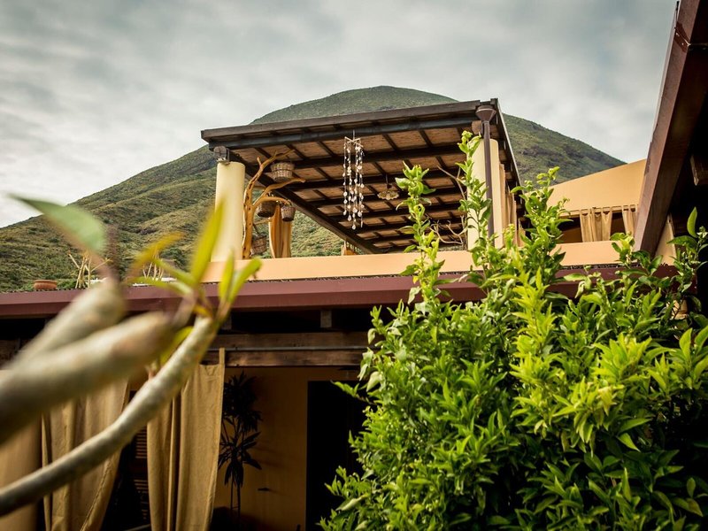 Residence-Hotel Al Belvedere Salina in Leni, Catania Außenaufnahme