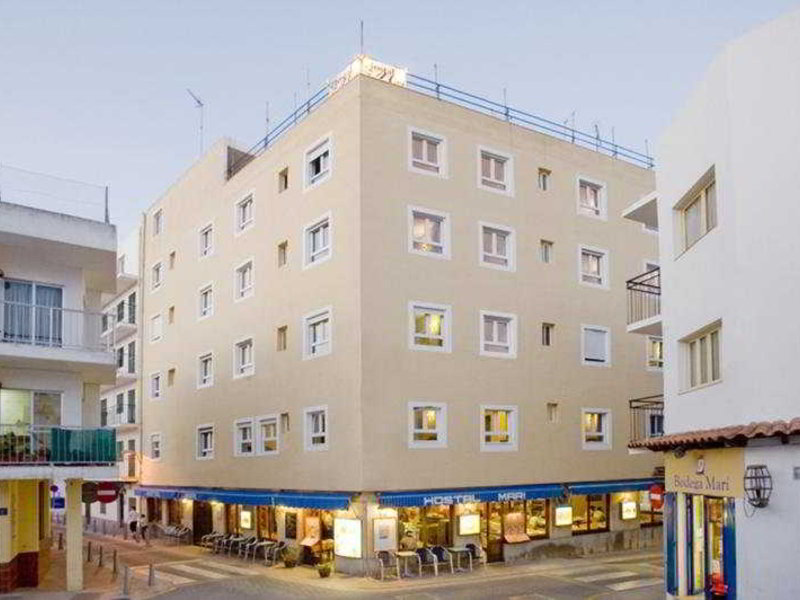 Hostal Mari in Sant Antoni de Portmany, Ibiza Außenaufnahme