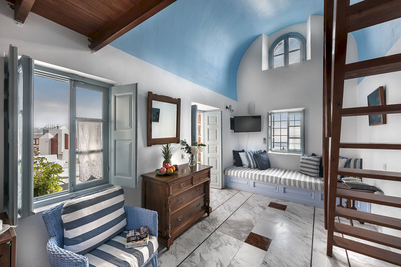 Aigialos Niche Residences & Suites in Fira, Santorini Wohnbeispiel