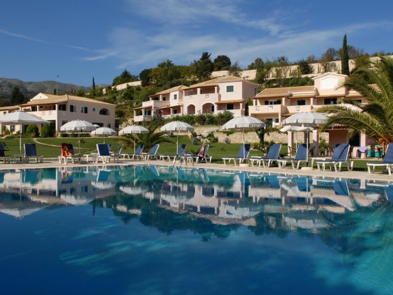Bella Mare Hotel in Kassiopi, Korfu Außenaufnahme