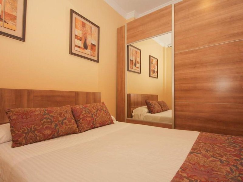 Hostal Costa Azul in Granada, Malaga Wohnbeispiel