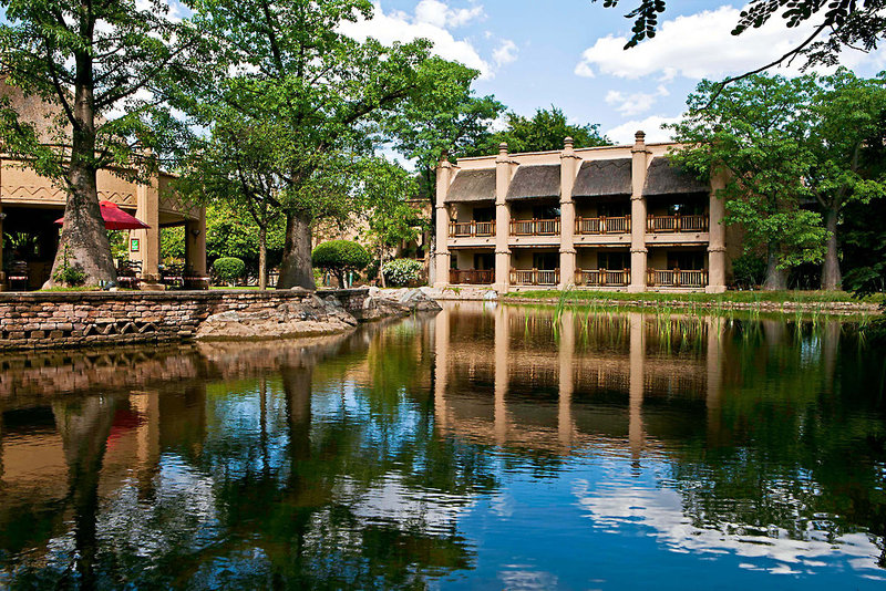 The Kingdom Hotel in Victoria Falls, Außenaufnahme