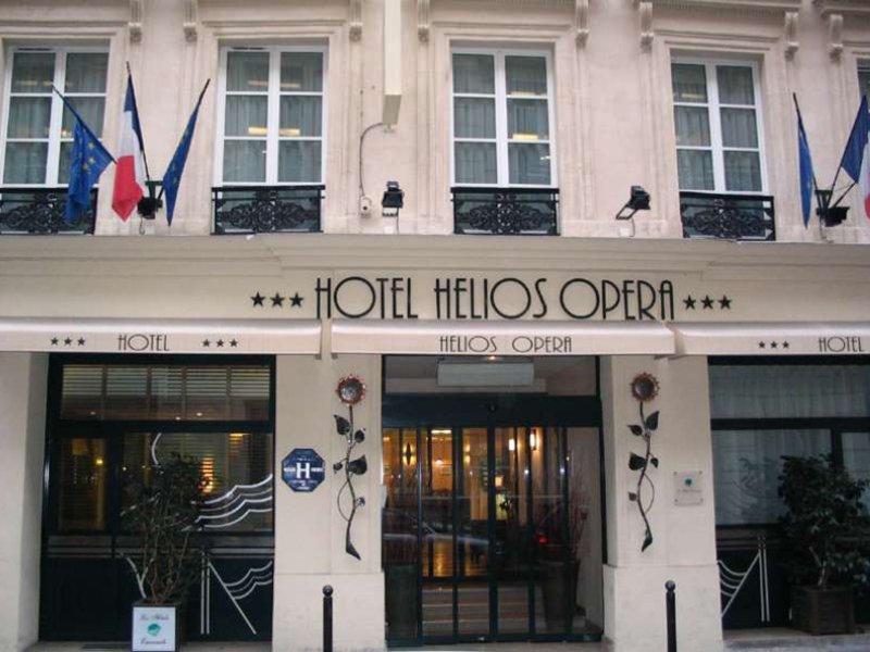 Helios Opera in Paris, Paris-Charles De Gaulle Außenaufnahme