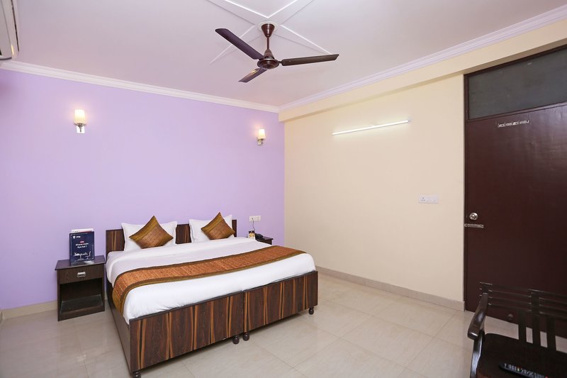 Airport Hotel Galaxy in Delhi, Delhi Wohnbeispiel