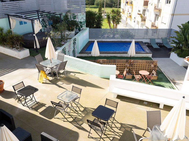 Villa Paraiso Da Caparica in Almada, Lissabon Pool