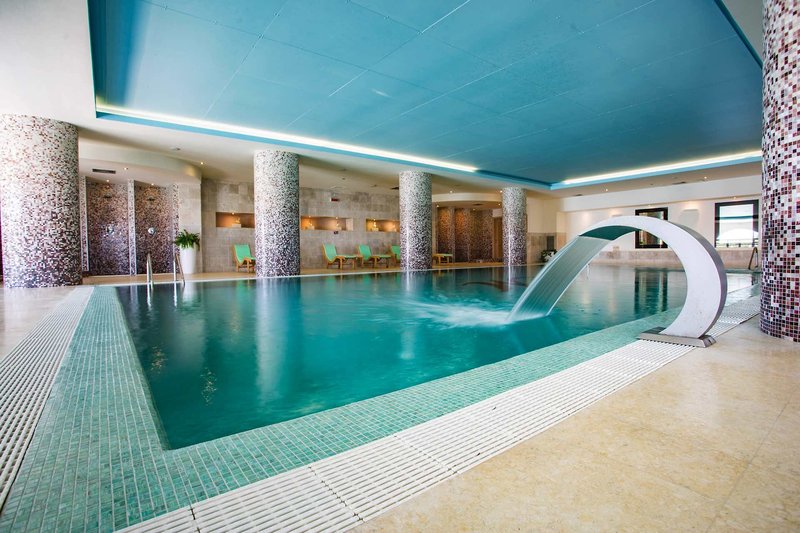 Hallenbad