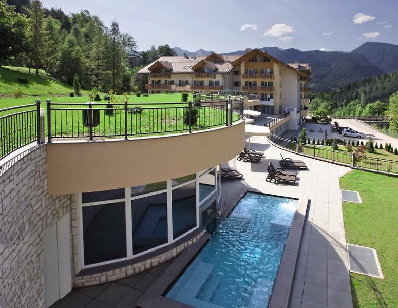 Rio Stava Family Resort & Spa in Tesero, Bolzano Außenaufnahme