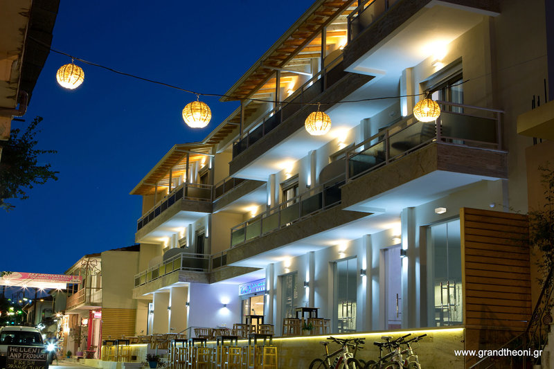 Grand Theoni Hotel in Vasiliki, Preveza (Epiros/Lefkas) Außenaufnahme