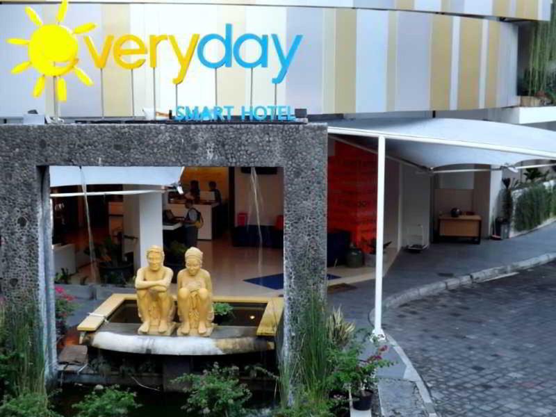 Everyday Smart Hotel in Kuta, Denpasar (Bali) Außenaufnahme