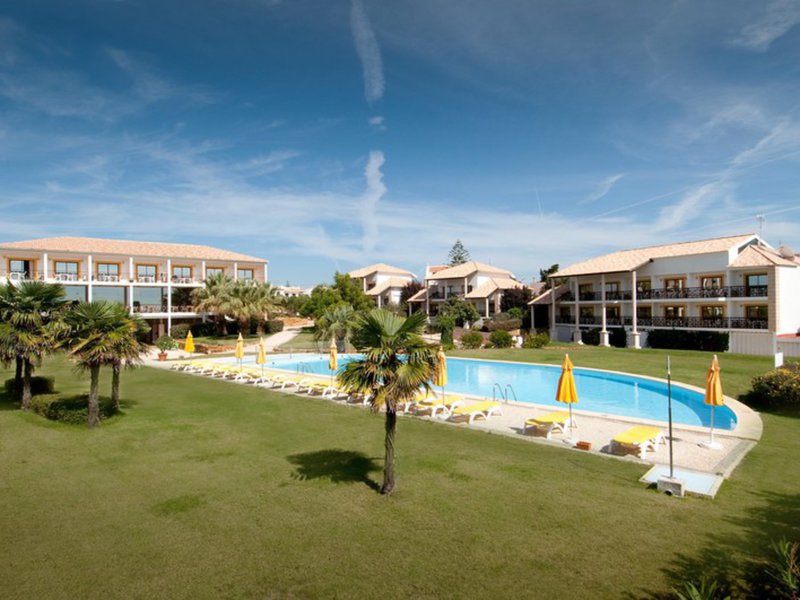 Luzmar Villas in Luz, Algarve Außenaufnahme