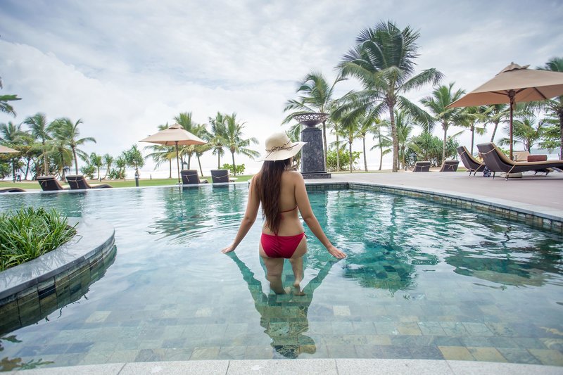 Weligama Bay Marriott Resort & Spa in Weligama, Colombo Pool