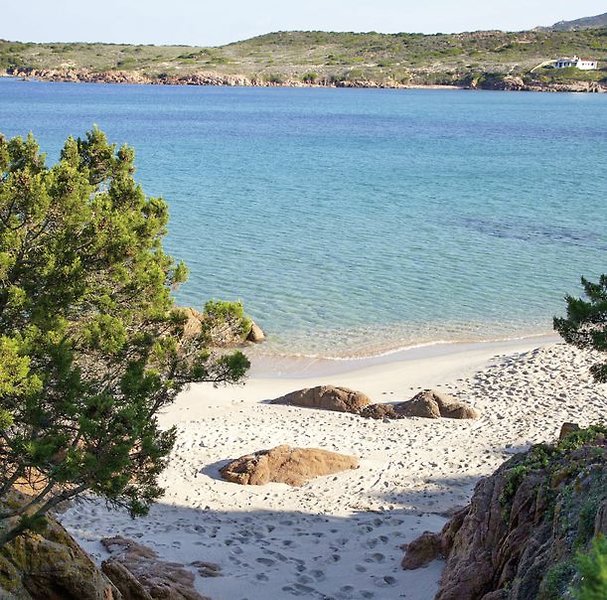 Residence Borgo di Mare in Isola Rossa, Olbia,Sardinien Strand