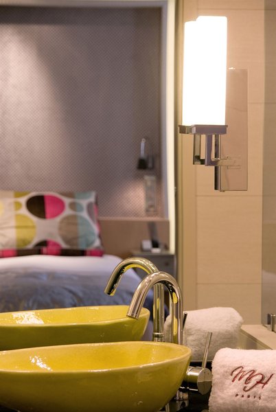Hôtel Madison in Paris, Paris-Charles De Gaulle Badezimmer