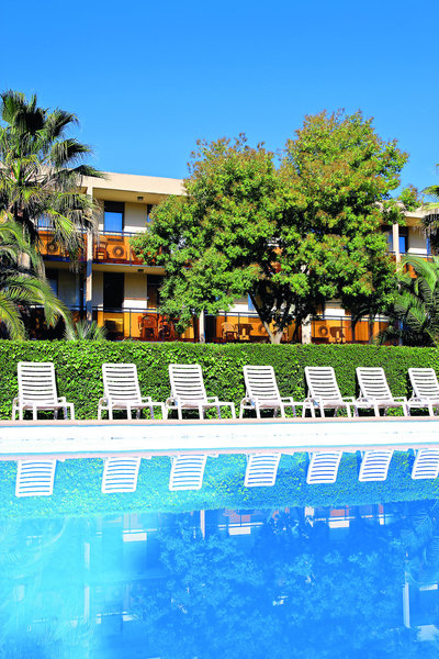 Pierre & Vacances Residence Les Parcs de Grimaud in Grimaud, Nizza Pool