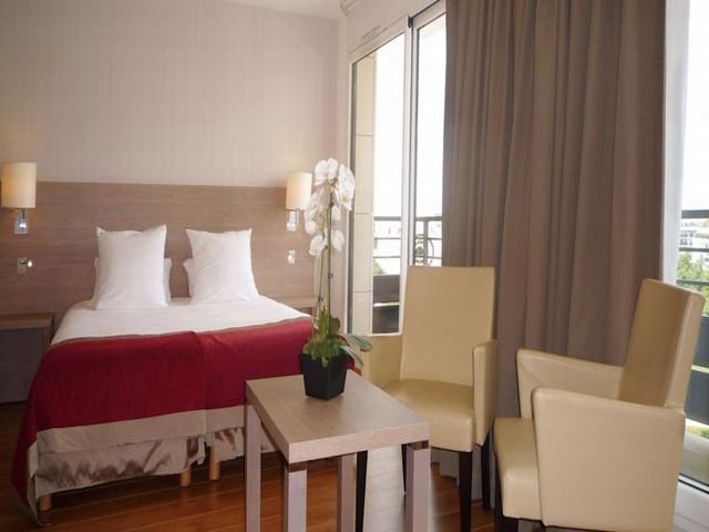 Residhome Monceau Bois Colombes in Colombes, Paris-Charles De Gaulle Wohnbeispiel