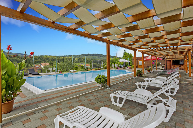 Tourist Centar Marko in Rakovica, Zadar (Kroatien) Terrasse