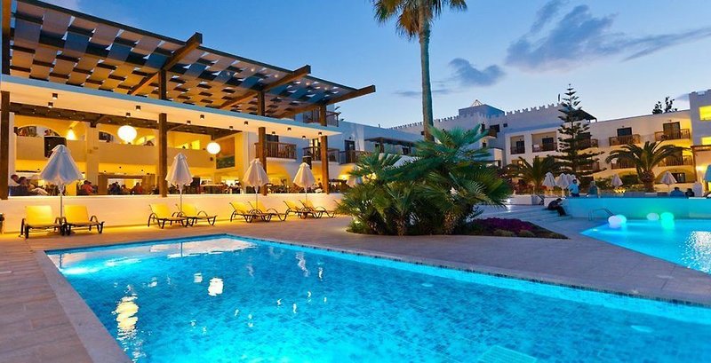 TUI BLUE Oceanis Beach in Psalidi, Kos Pool