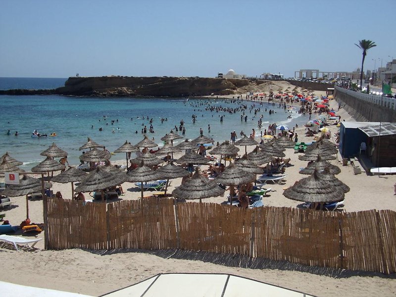 Delphin Habib in Monastir, Monastir (Tunesien) Strand