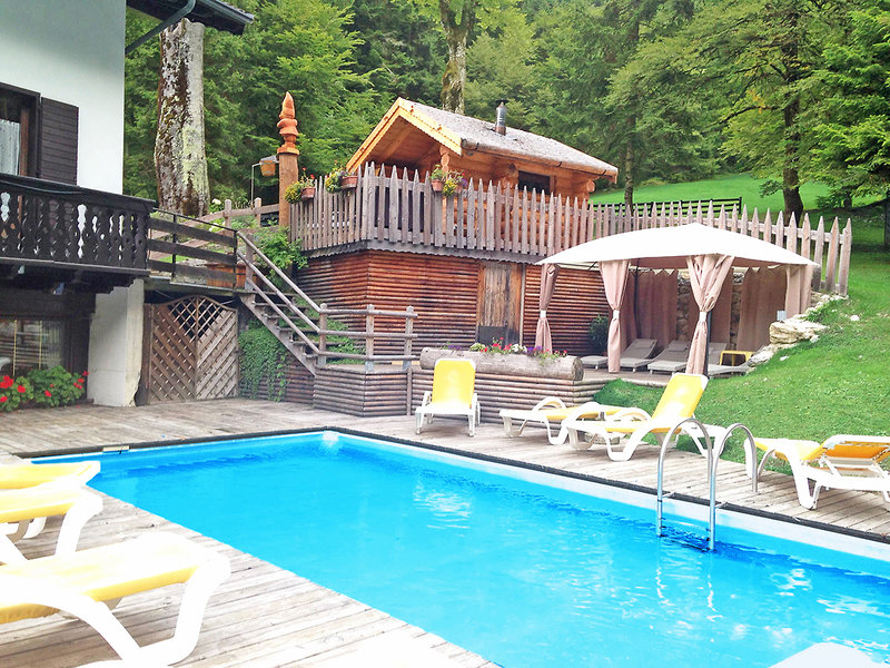 Hotel Chalet Rifugio al Faggio in Concei, Verona Pool