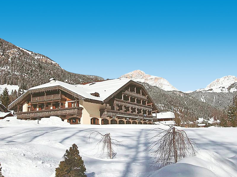 Hotel Rubino Deluxe in Campitello di Fassa, Bolzano Außenaufnahme