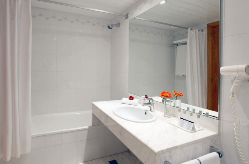 Ciutat Granollers in Granollers, Barcelona Badezimmer