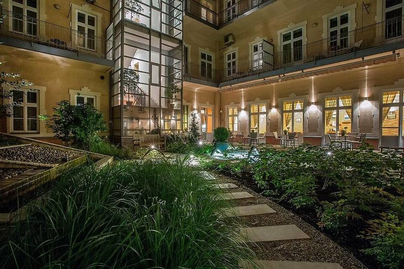Mamaison Residence Izabella Budapest in Budapest, Budapest (HU) Außenaufnahme