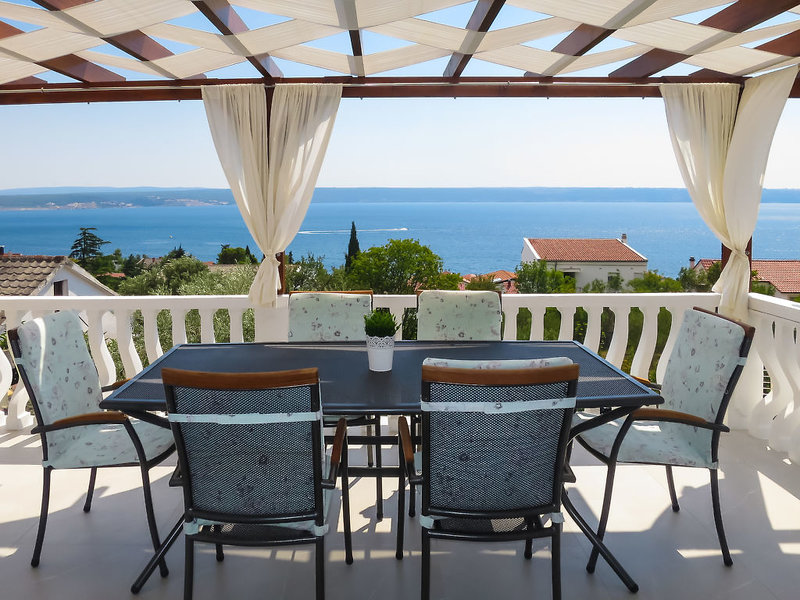 Pension Fly Inn in Kyritz, Terrasse