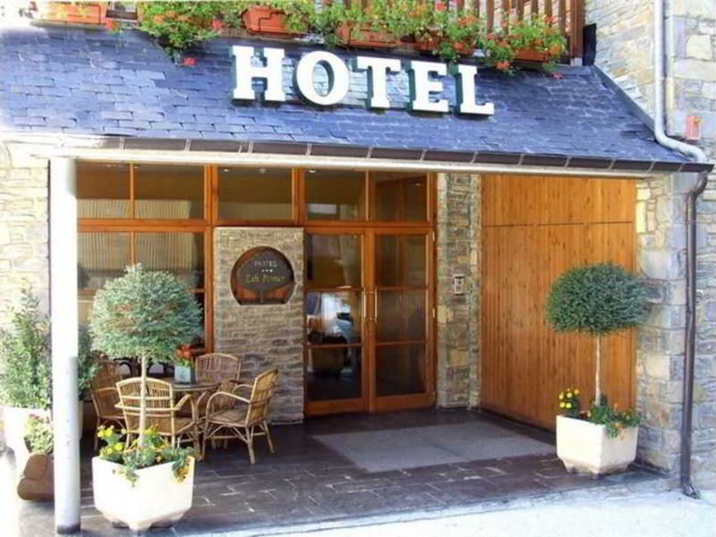 Hotel Eth Pomer in Vielha, Barcelona Lounge/Empfang