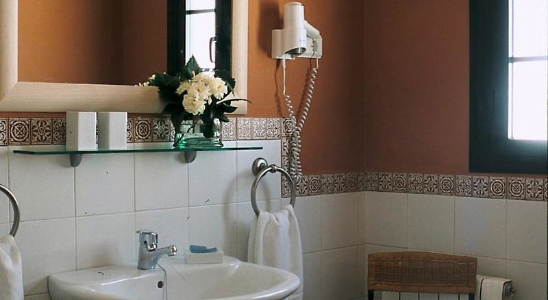 Cortijo Las Piletas in Ronda, Malaga Badezimmer