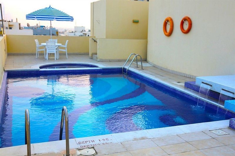Xclusive Casa Hotel Apartments in Dubai, Dubai Pool