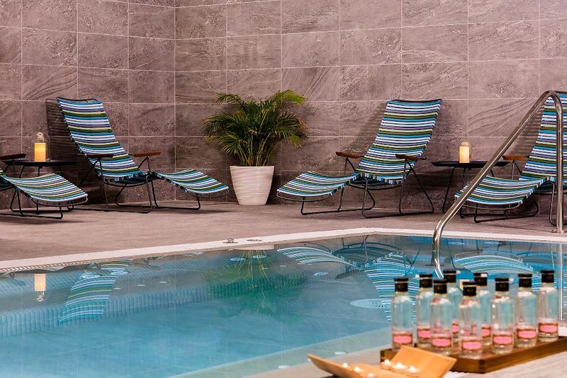 Axel Hotel San Sebastián in San Sebastián, Bilbao Pool