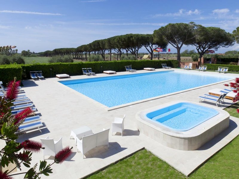 Villaggio Capalbio in Capalbio, Pisa Pool