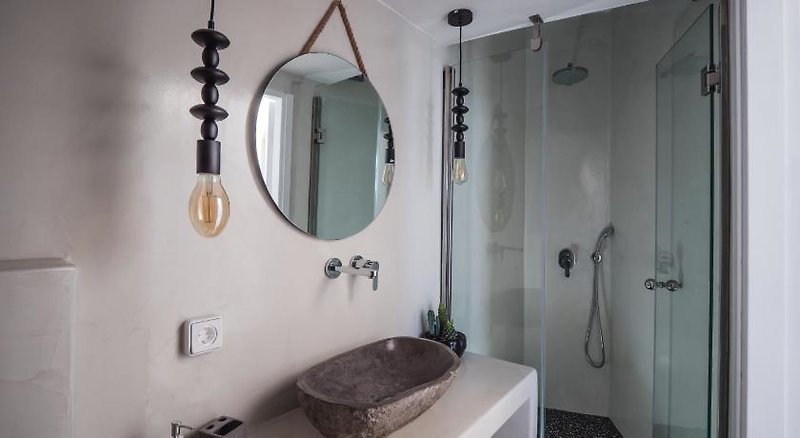 Villa Lukas in Imerovigli, Santorini Badezimmer