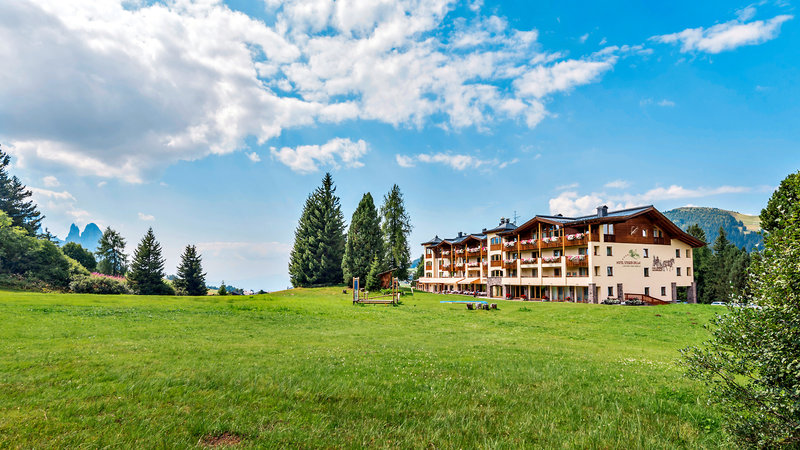 Hotel Steger-Dellai in Seiser Alm, Außenaufnahme