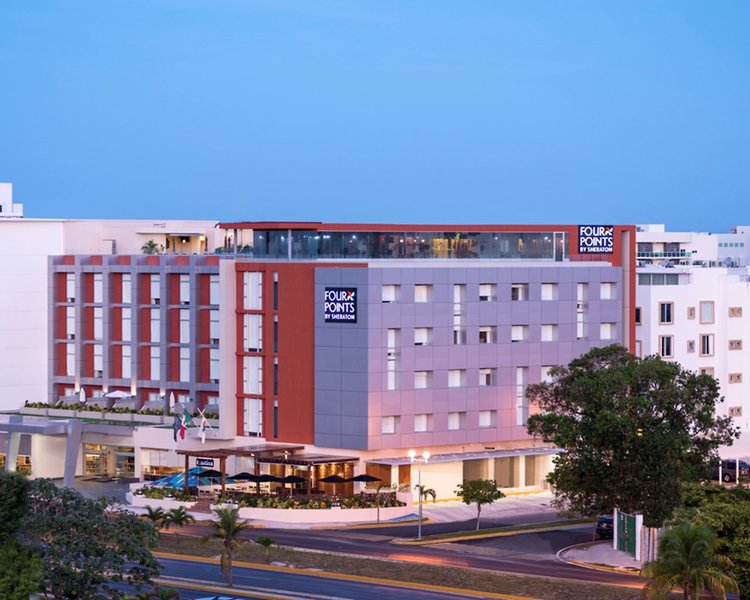 Four Points by Sheraton Cancun Centro in Cancún, Cancun Außenaufnahme