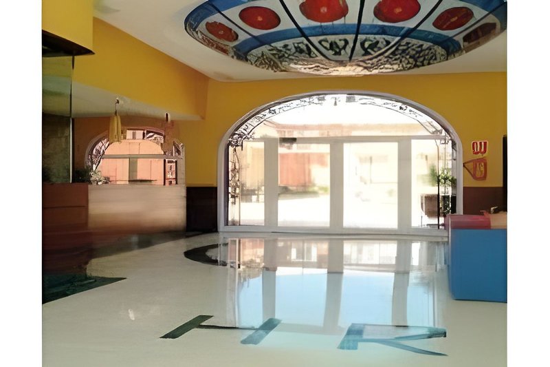 Romerito in Málaga, Malaga Hallenbad