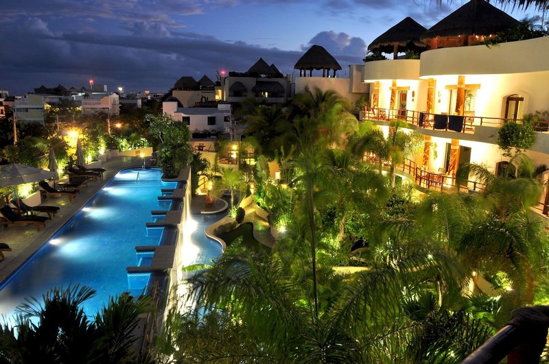 Porto Playa Condo Hotel & Beachclub in Playa del Carmen, Cancun Außenaufnahme