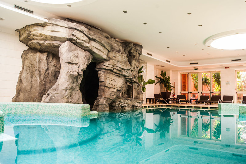 Hallenbad