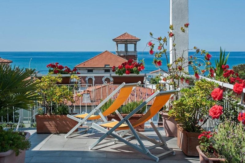 Scandinavia in Marina di Massa, Pisa Terrasse