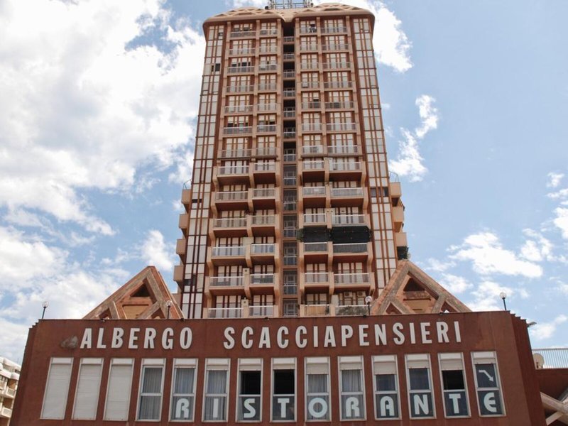 Scacciapensieri in Nettuno, Rom-Fiumicino Außenaufnahme
