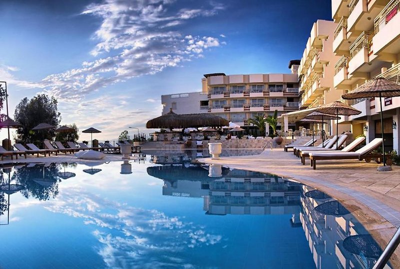 Hotel Carina in Kusadasi, Bodrum Pool