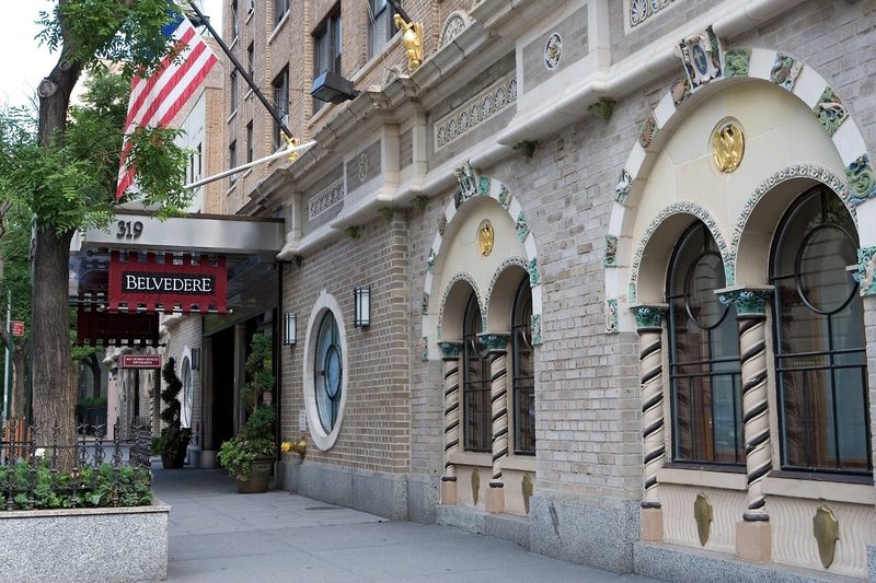 The Belvedere Hotel in New York City, New York (John F Kennedy) Außenaufnahme