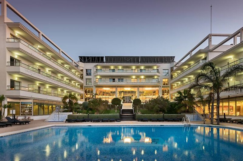 Sun Palace Albir in El Albir, Malaga Pool