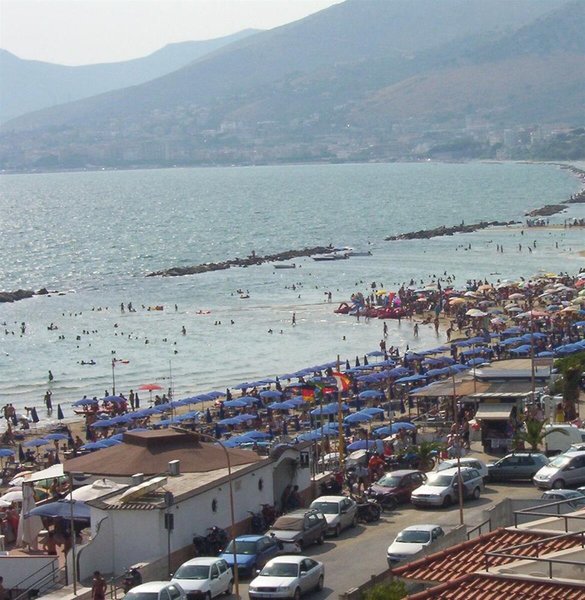 Strand